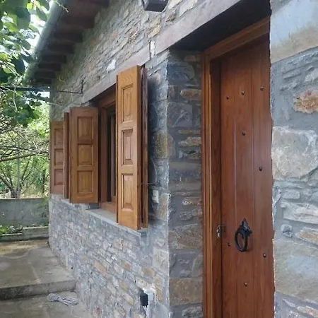 Kiwi Stonehouse * Chorefton