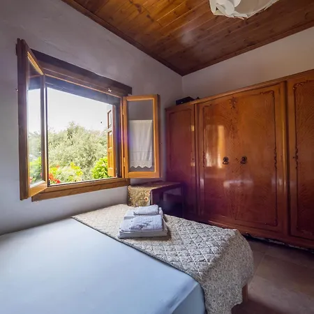 Kiwi Stonehouse Holiday home Chorefton