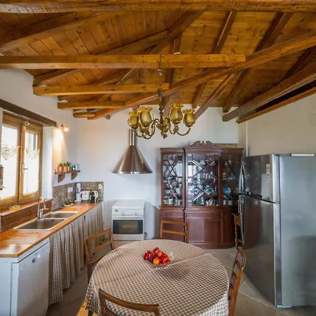 Kiwi Stonehouse Holiday home Chorefton